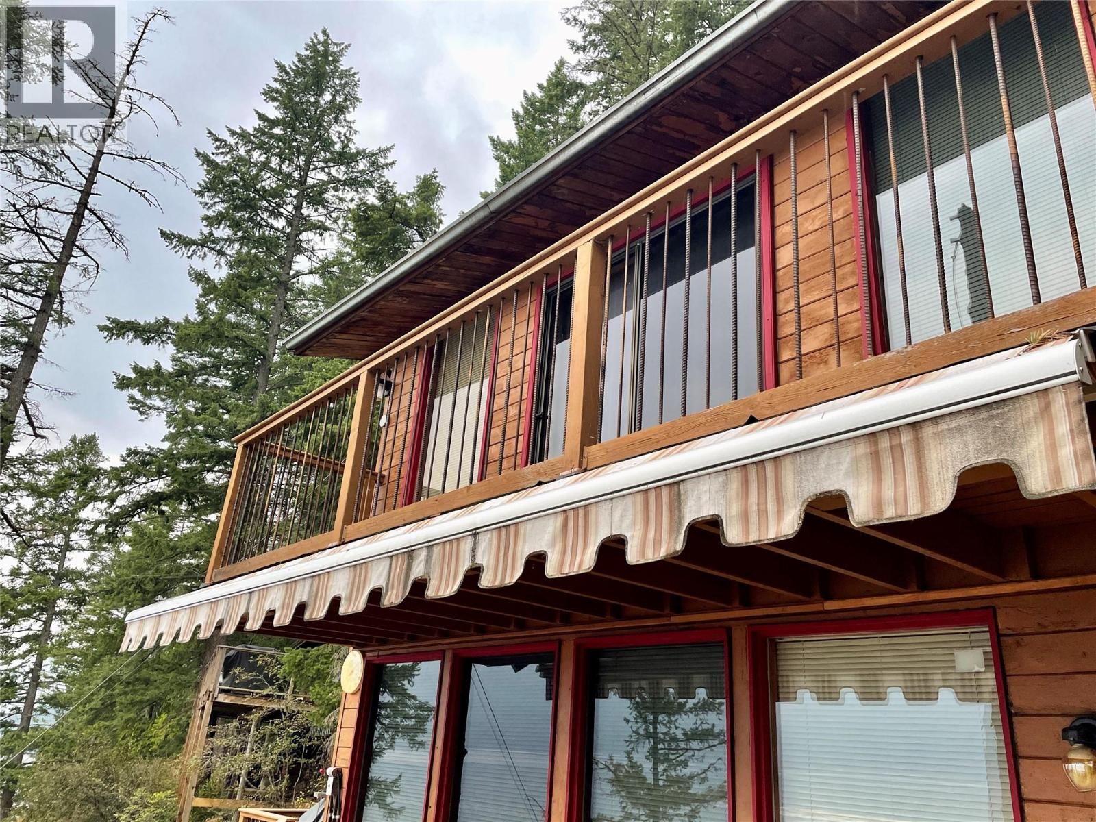 31 Lime Cliffs Beach, Sicamous, British Columbia  V0E 2V0 - Photo 5 - 10379119