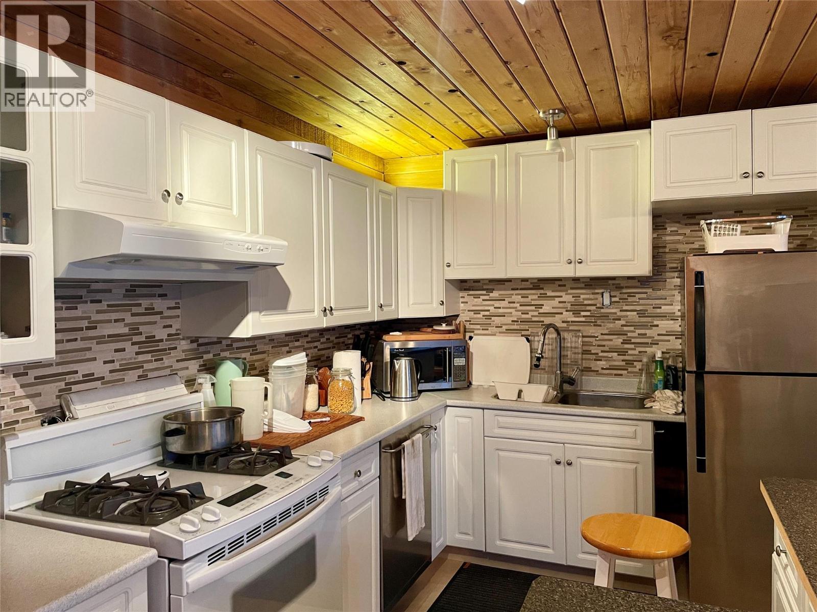 31 Lime Cliffs Beach, Sicamous, British Columbia  V0E 2V0 - Photo 8 - 10379119