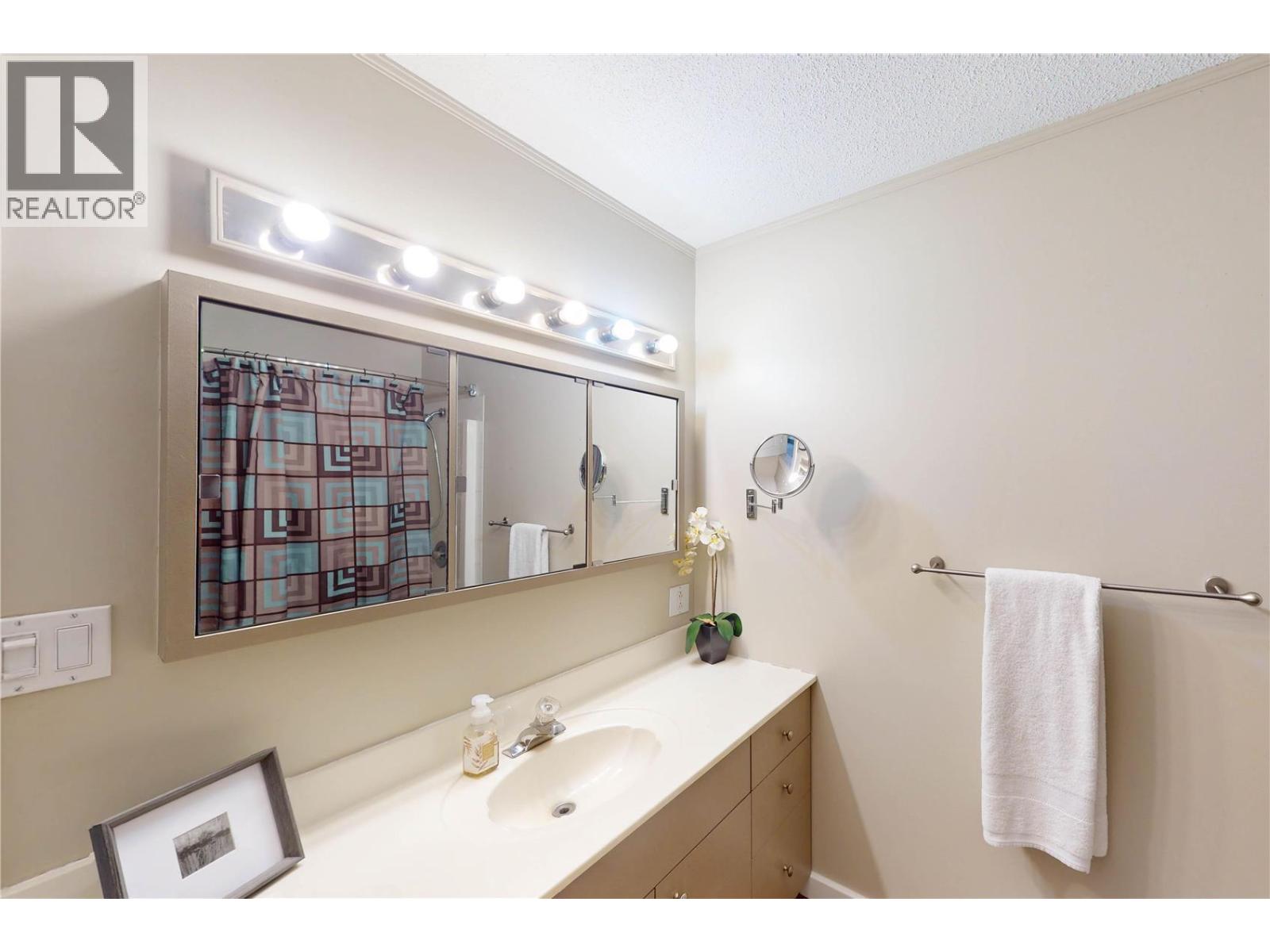 2931 Thacker Drive, West Kelowna, British Columbia  V1Z 1X1 - Photo 17 - 10379040