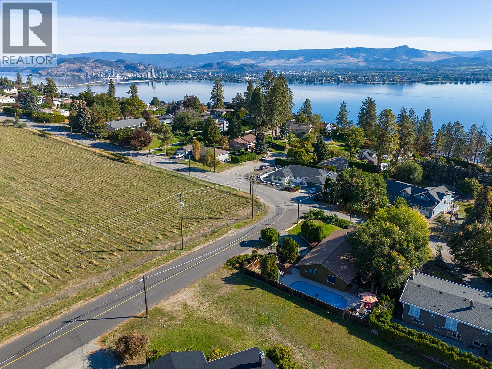 2931 Thacker Drive, West Kelowna, British Columbia  V1Z 1X1 - Photo 3 - 10379040