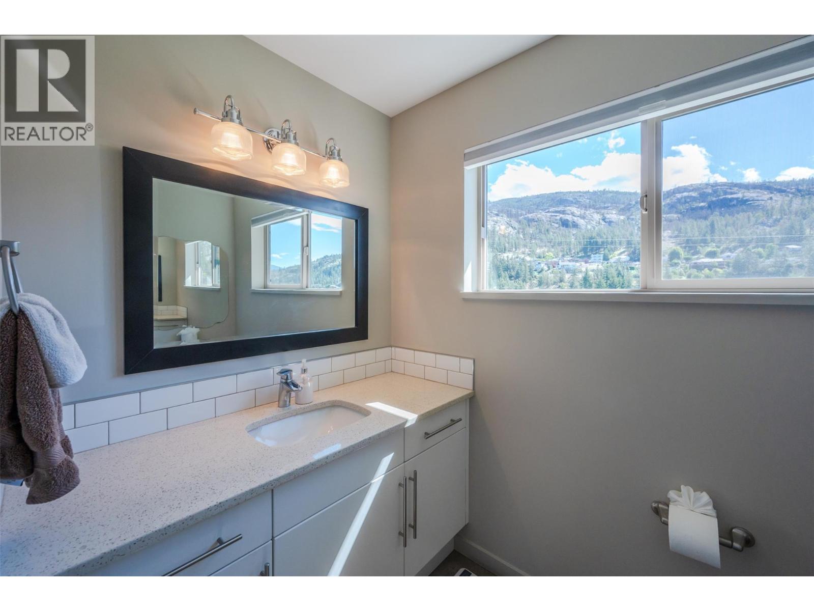 125 Cabernet Drive Unit# 30, Okanagan Falls, British Columbia  V0H 1R3 - Photo 28 - 10378931