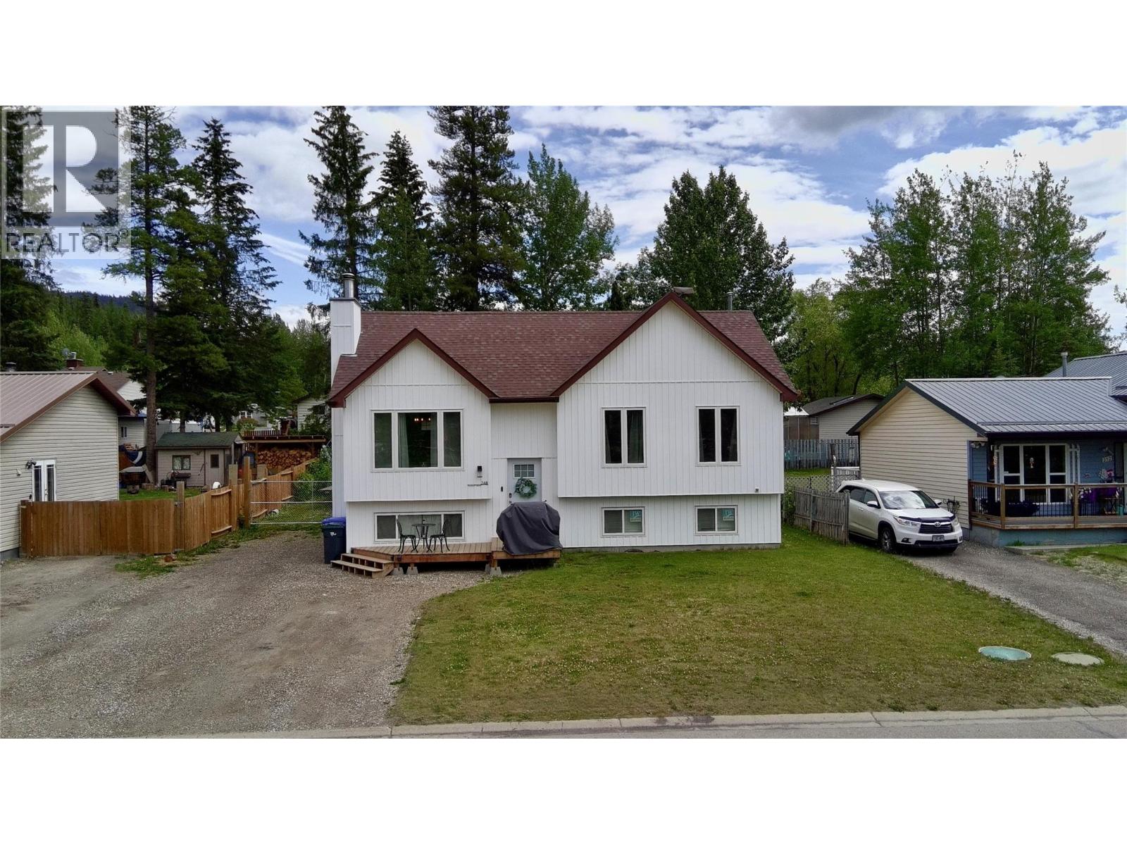 248 Murray Drive, Tumbler Ridge, British Columbia  V0C 2W0 - Photo 1 - 10378982