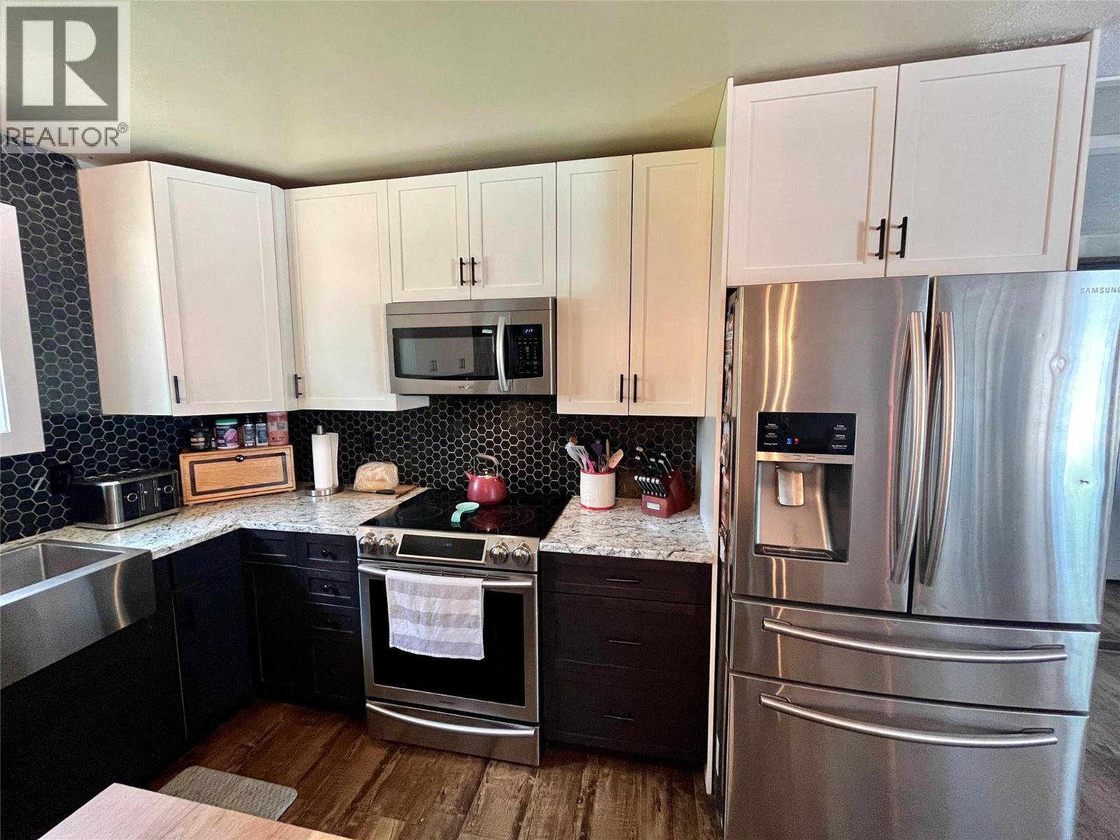 248 Murray Drive, Tumbler Ridge, British Columbia  V0C 2W0 - Photo 4 - 10378982