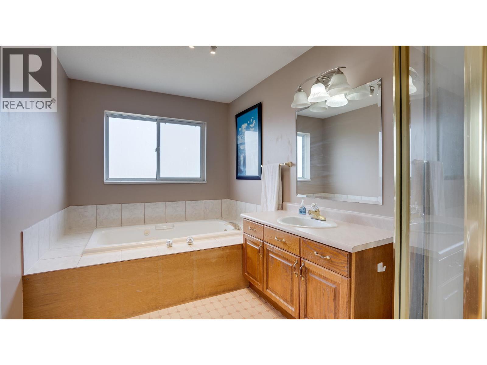 5580 Back Enderby Road, Spallumcheen, British Columbia  V4Y 0X5 - Photo 23 - 10378810