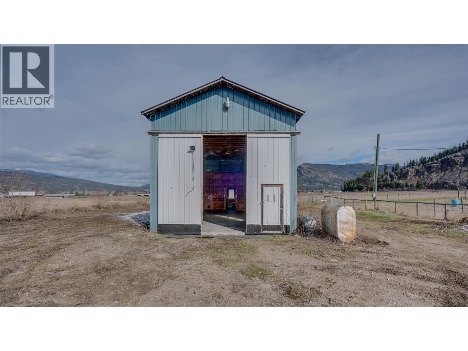 5580 Back Enderby Road, Spallumcheen, British Columbia  V4Y 0X5 - Photo 40 - 10378810