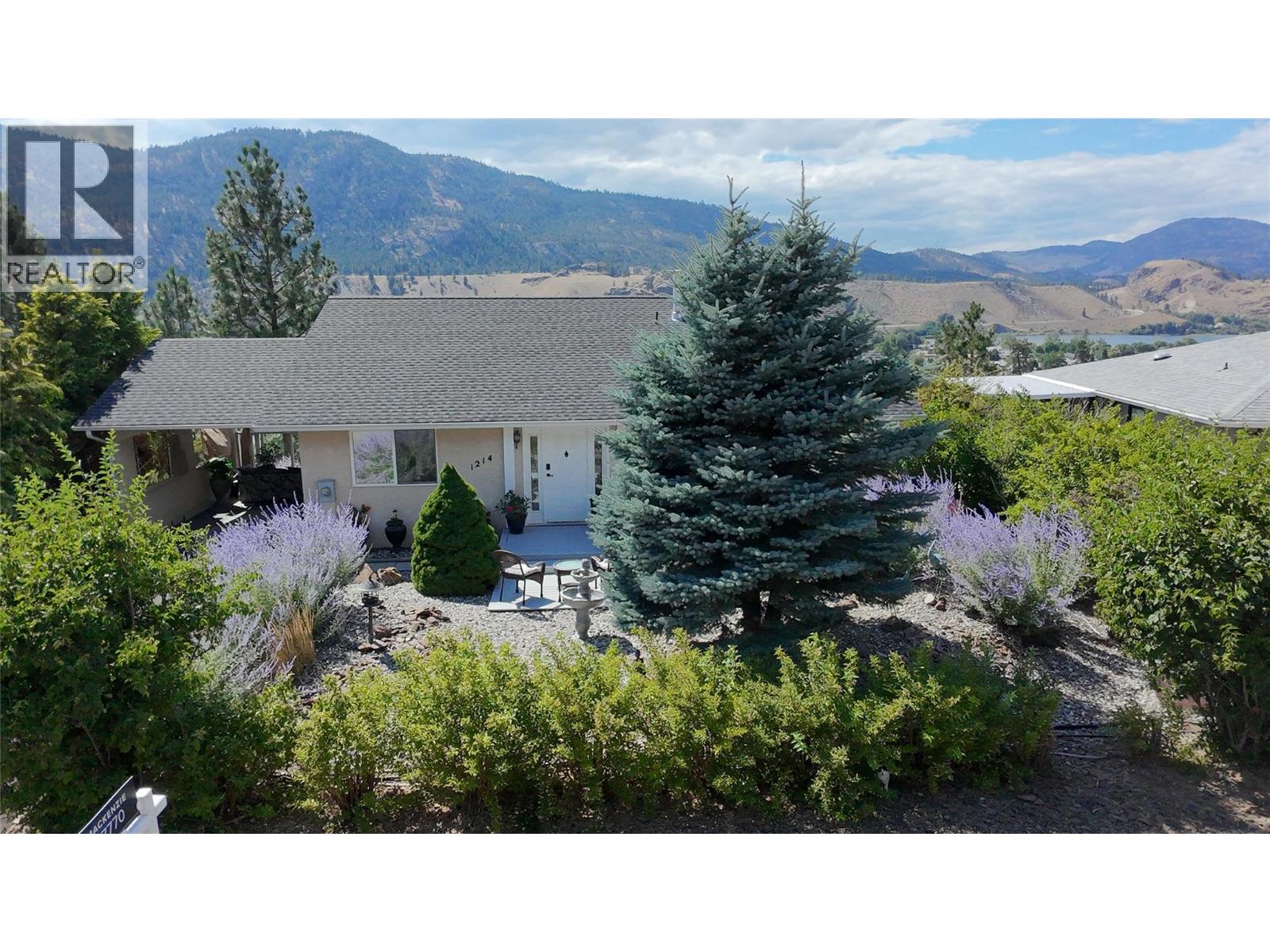 1214 Peachcliff Drive, Okanagan Falls, British Columbia  V0H 1R1 - Photo 1 - 10378743