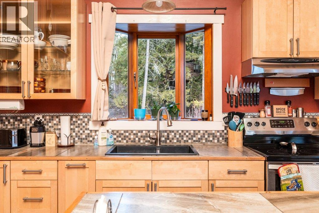 1665 Enderby Mabel Lake Road, Enderby, British Columbia  V0E 1V5 - Photo 14 - 10378918