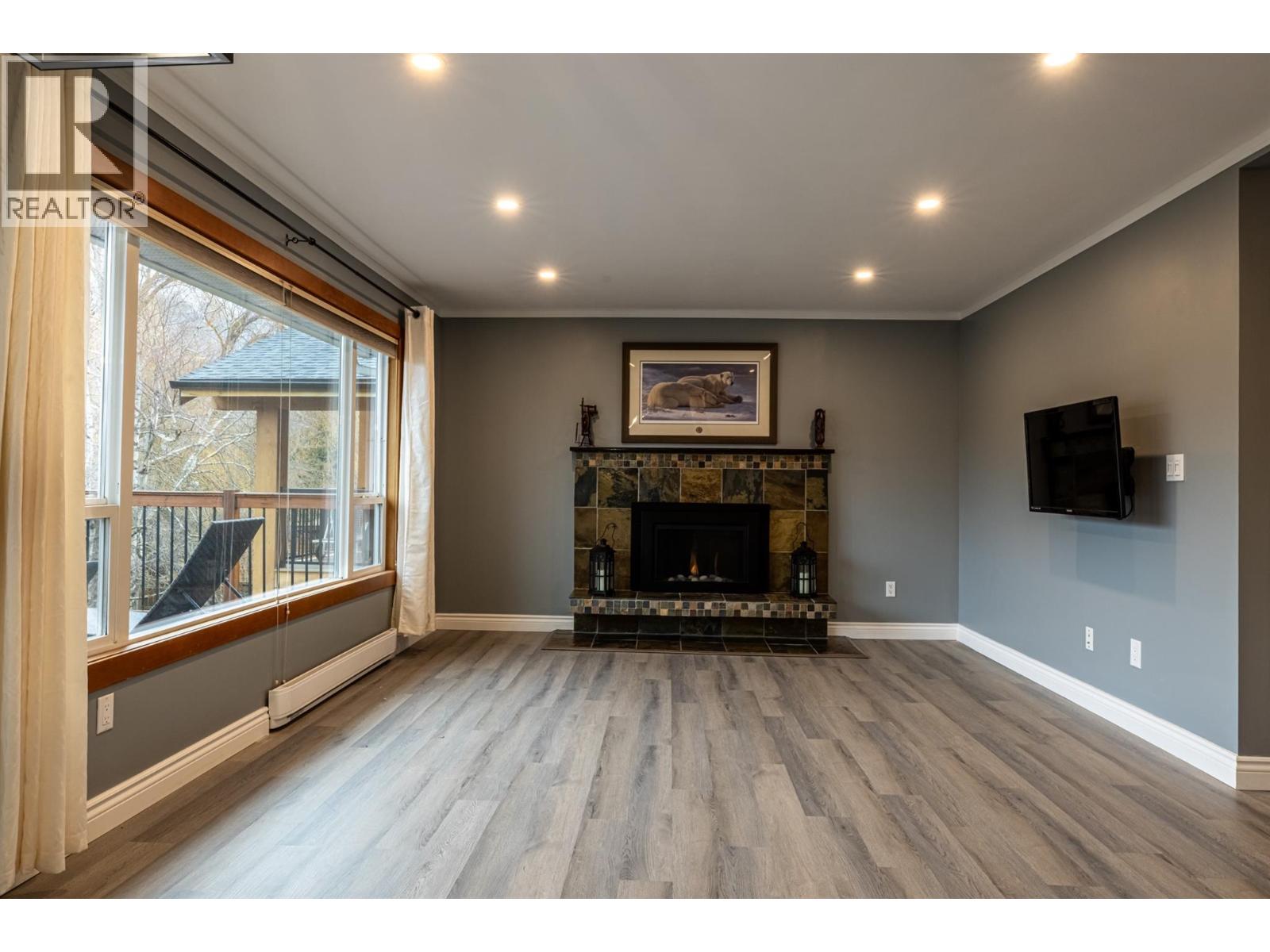 36 Mt Klauer Street, Fernie, British Columbia  V0B 1M3 - Photo 10 - 10378845
