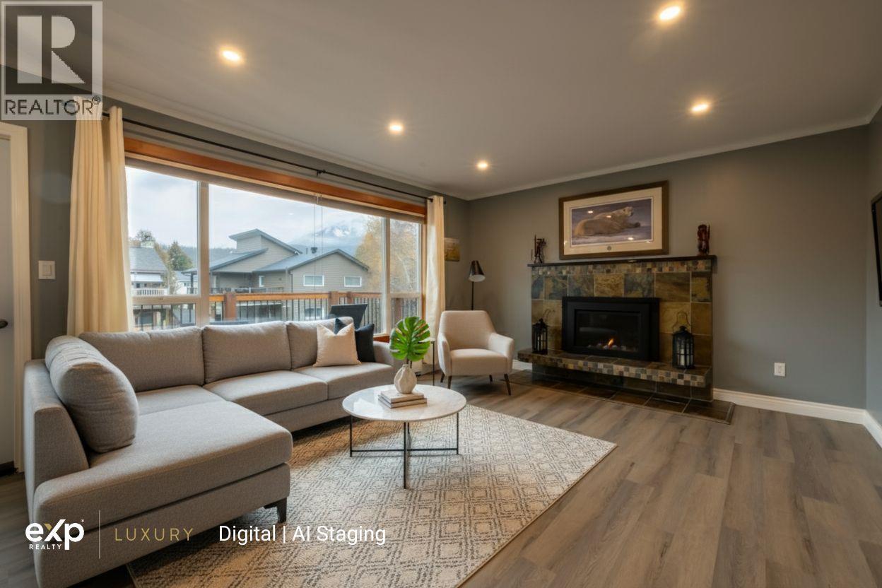 36 Mt Klauer Street, Fernie, British Columbia  V0B 1M3 - Photo 6 - 10378845