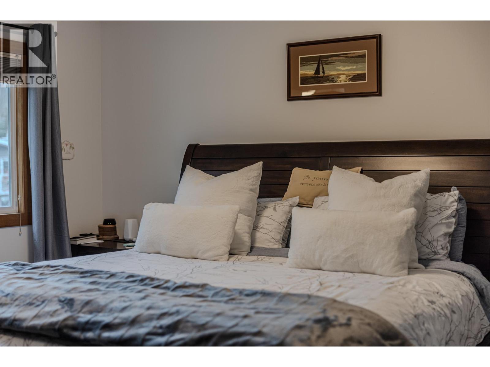 36 Mt Klauer Street, Fernie, British Columbia  V0B 1M3 - Photo 8 - 10378845