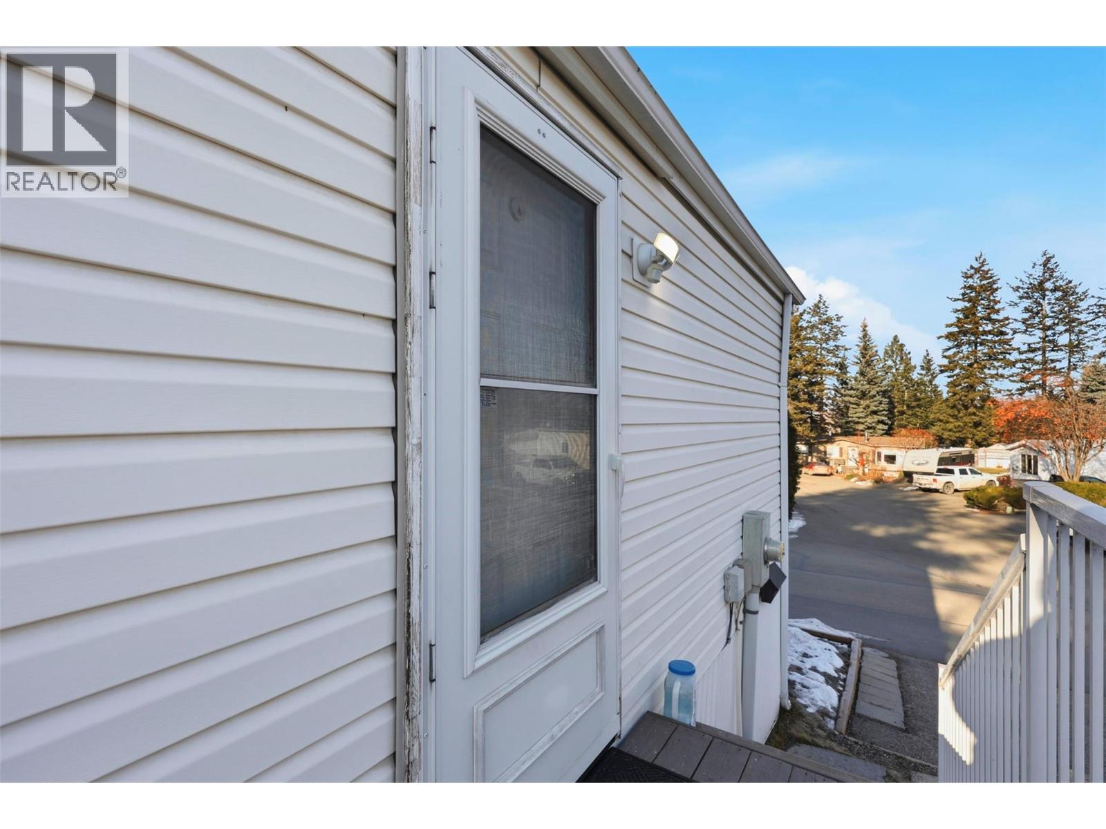 1555 Howe Road Unit# 35, Kamloops, British Columbia  V1S 1N1 - Photo 22 - 10379335