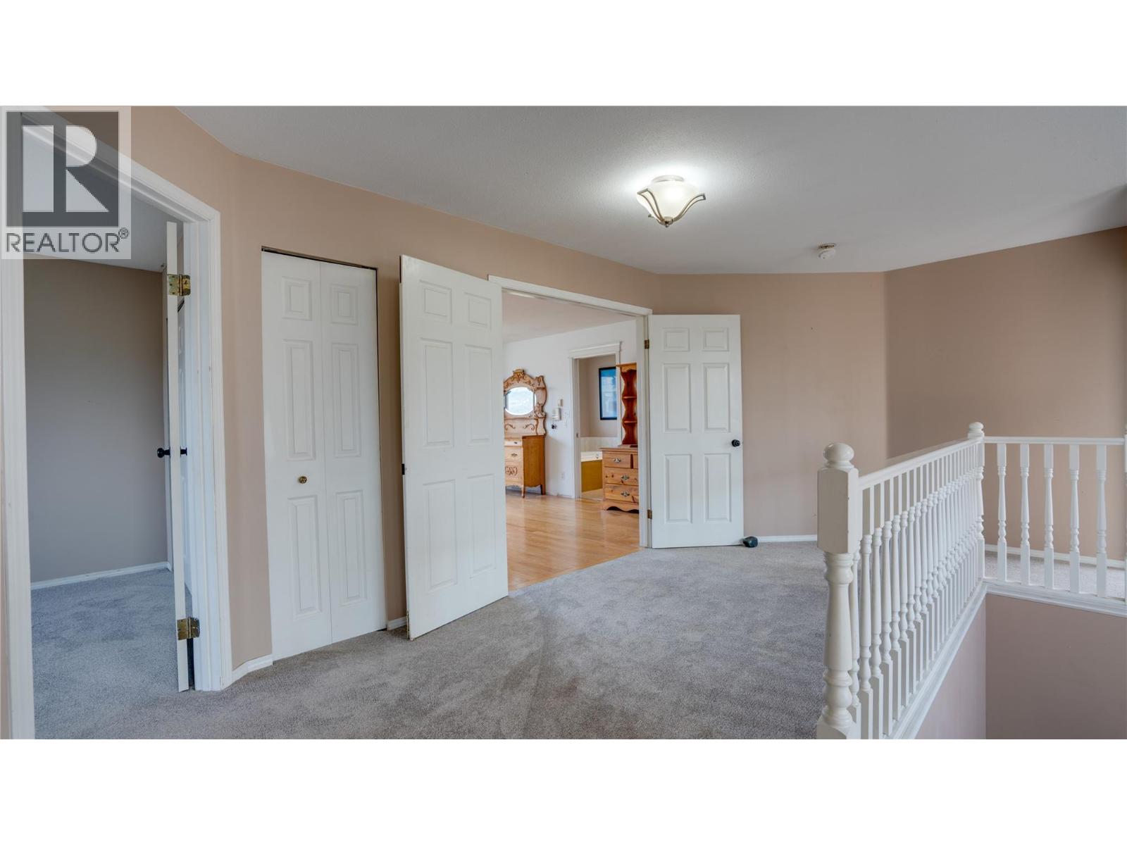 5580 Back Enderby Road, Spallumcheen, British Columbia  V4Y 0X5 - Photo 15 - 10379328