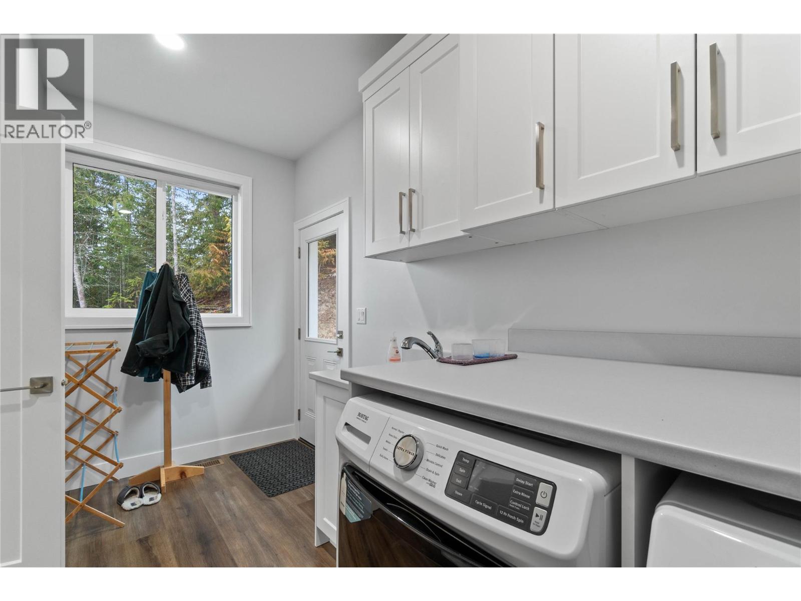 2763 Valleyview Drive, Blind Bay, British Columbia  V0E 1H2 - Photo 30 - 10379050
