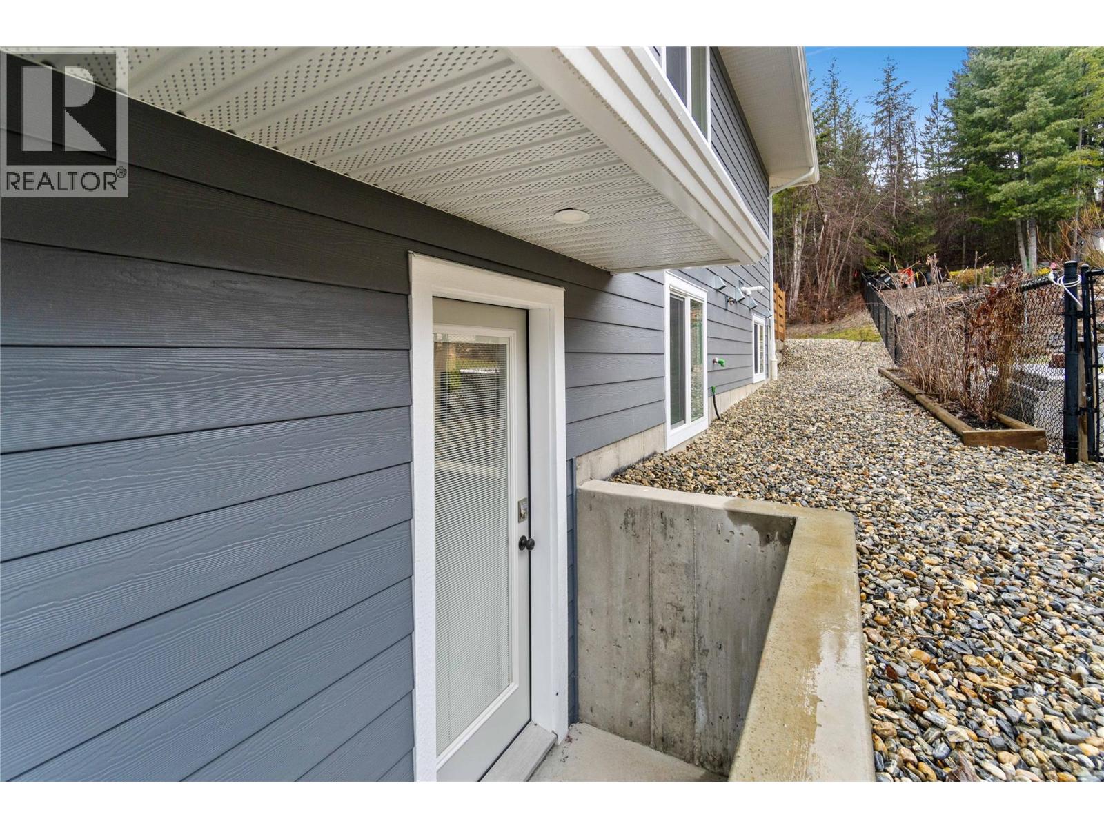 2763 Valleyview Drive, Blind Bay, British Columbia  V0E 1H2 - Photo 35 - 10379050