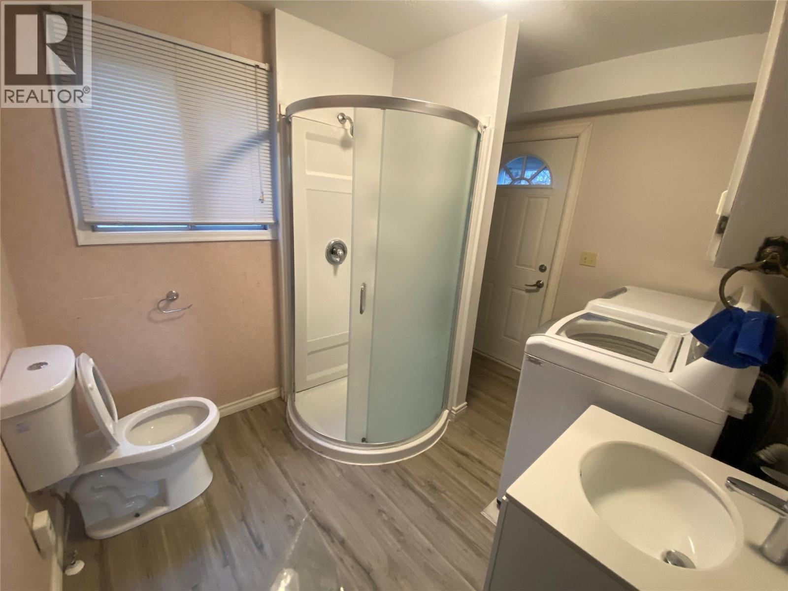 3745 Shaw Road, Peachland, British Columbia  V0H 1X2 - Photo 17 - 10379339