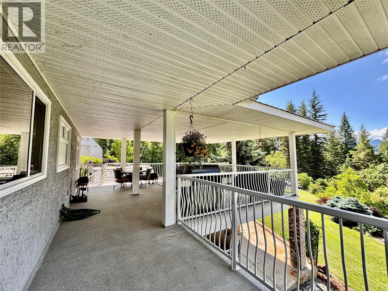 3855 Turner Road, Tappen, British Columbia  V0E 2X1 - Photo 13 - 10378692