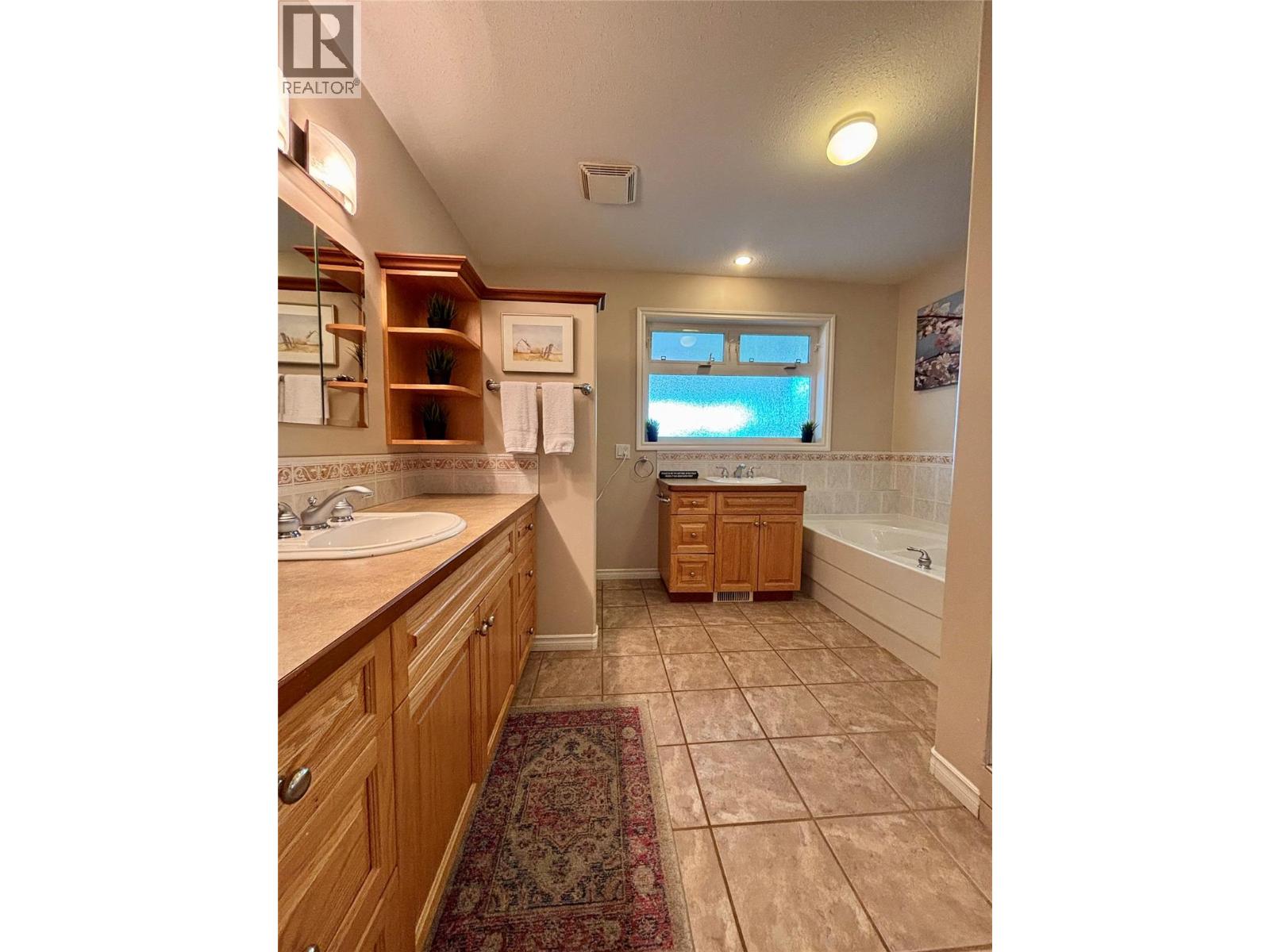 3855 Turner Road, Tappen, British Columbia  V0E 2X1 - Photo 30 - 10378692