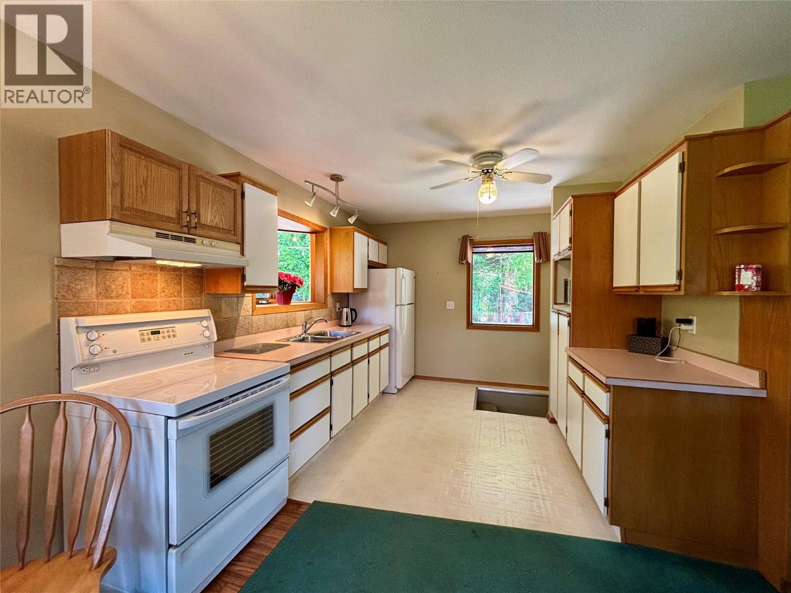 3855 Turner Road, Tappen, British Columbia  V0E 2X1 - Photo 37 - 10378692