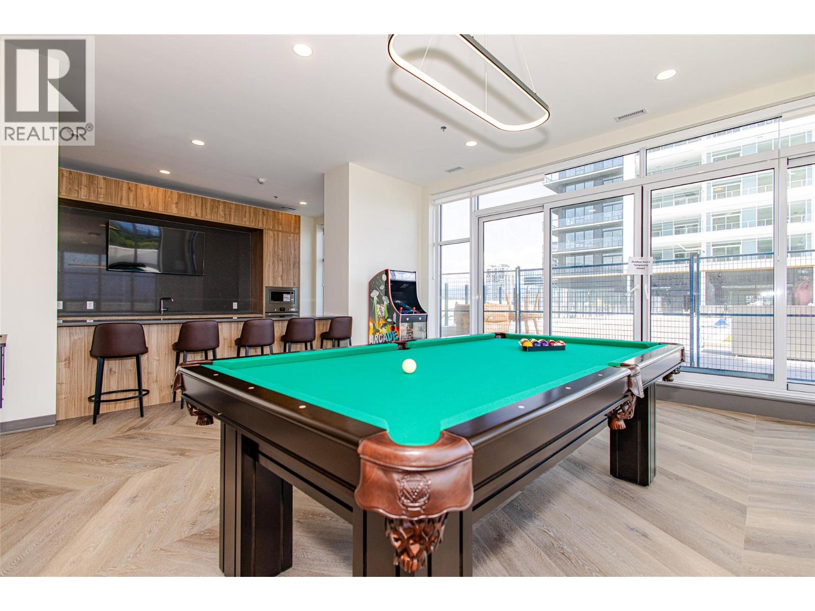 238 Leon Avenue Unit# 2401, Kelowna, British Columbia  V1Y 6H9 - Photo 40 - 10379346