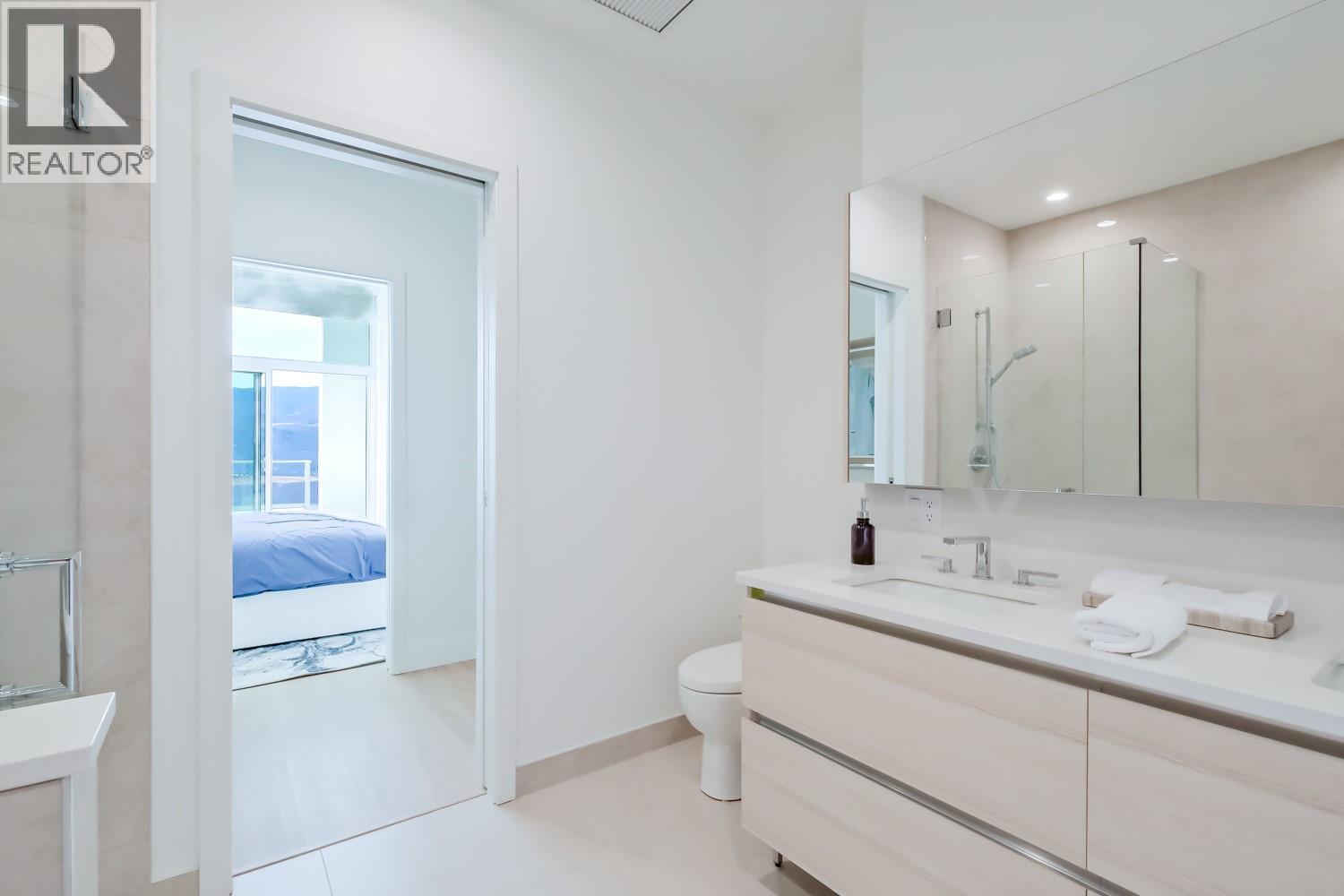 238 Leon Avenue Unit# 2401, Kelowna, British Columbia  V1Y 6H9 - Photo 5 - 10379346