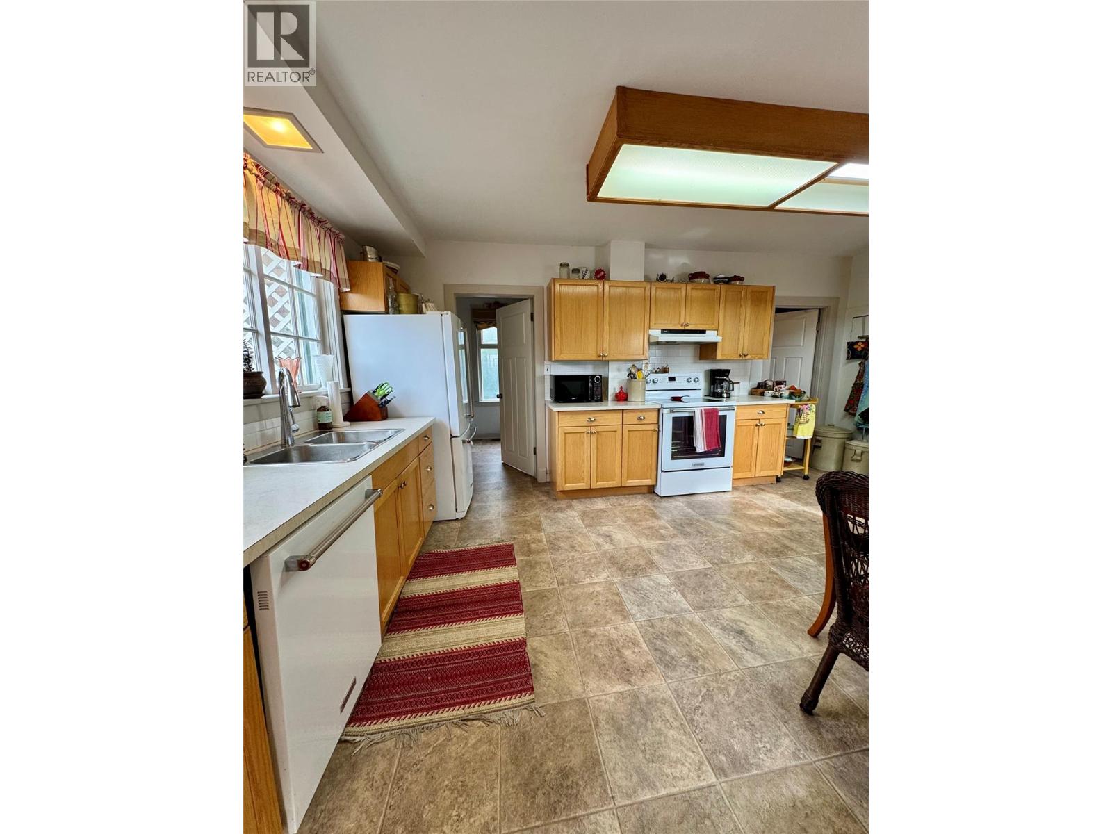 1782 Nicola Avenue, Merritt, British Columbia  V1K 1B8 - Photo 4 - 10379322