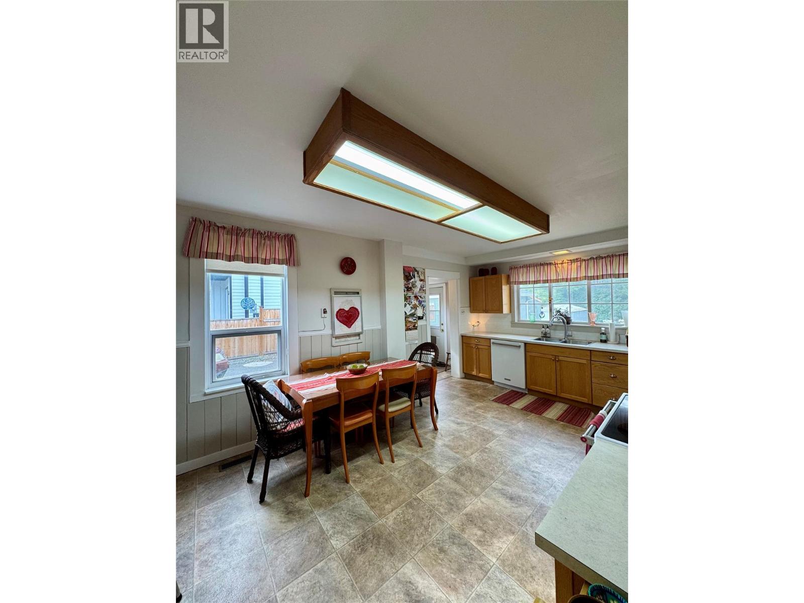 1782 Nicola Avenue, Merritt, British Columbia  V1K 1B8 - Photo 8 - 10379322