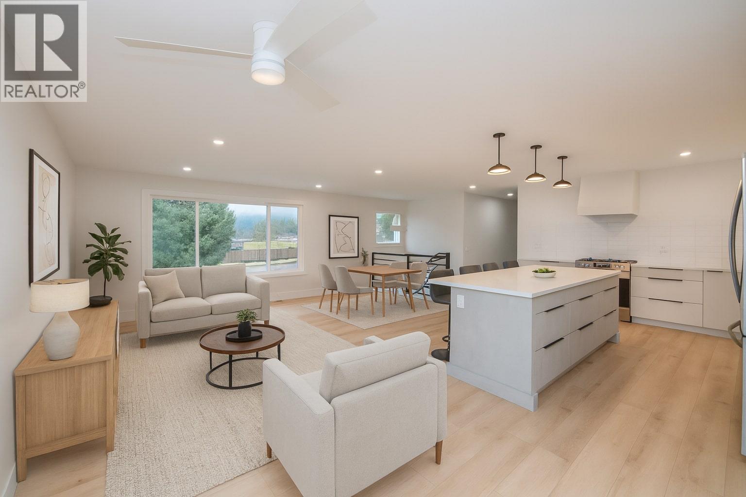 5144 Haynes Road, Vernon, British Columbia  V1B 3J6 - Photo 13 - 10379319