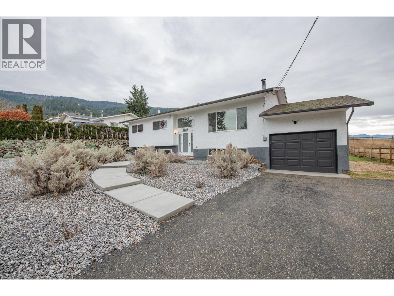 5144 Haynes Road, Vernon, British Columbia  V1B 3J6 - Photo 2 - 10379319