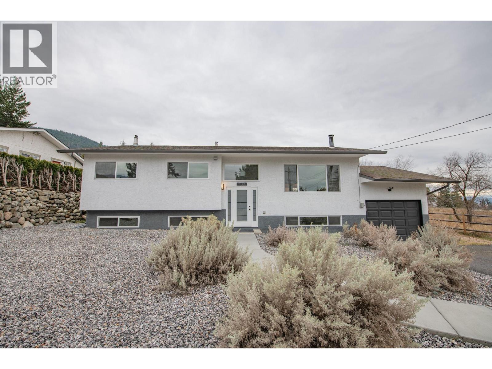 5144 Haynes Road, Vernon, British Columbia  V1B 3J6 - Photo 3 - 10379319