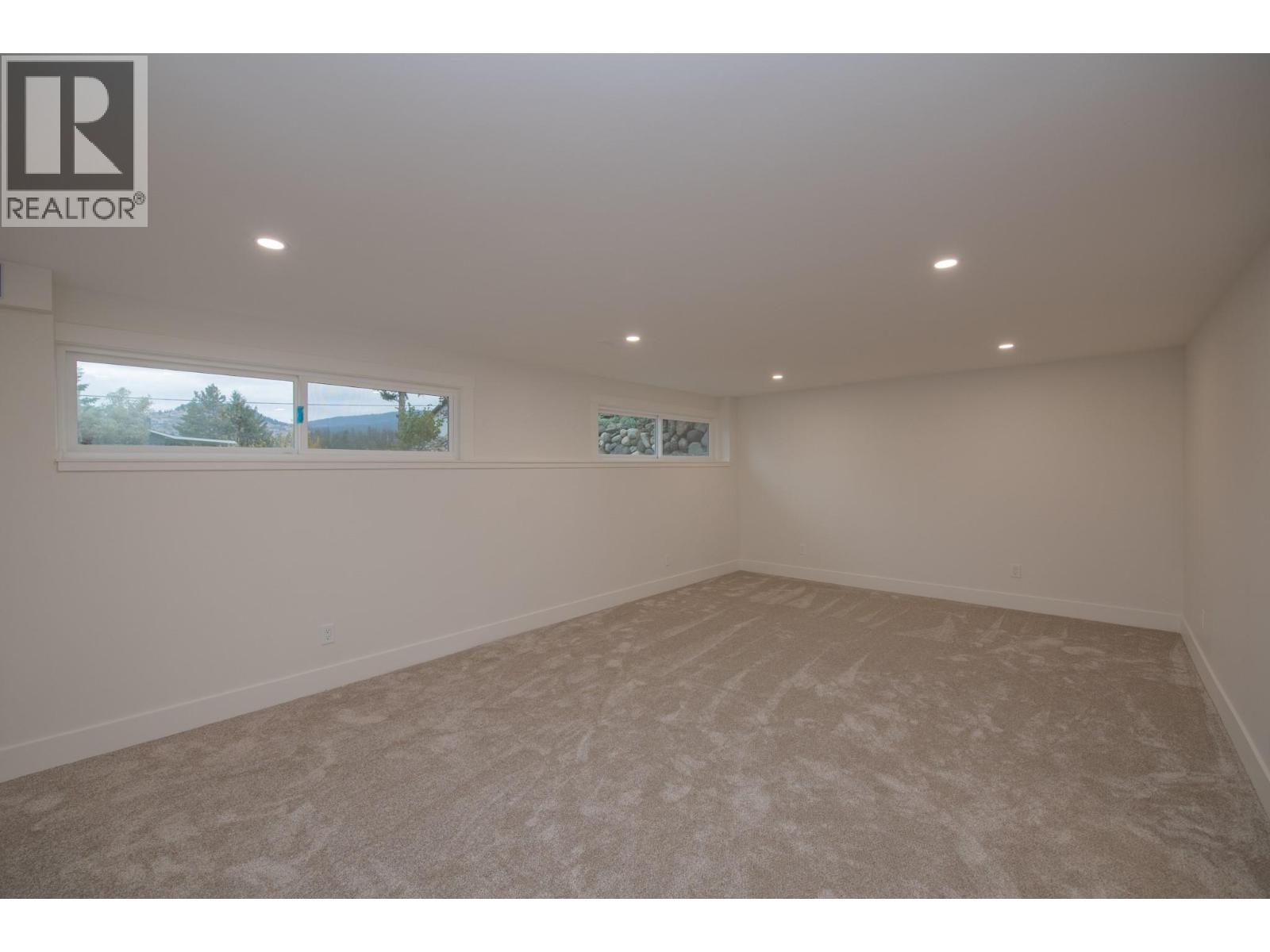 5144 Haynes Road, Vernon, British Columbia  V1B 3J6 - Photo 37 - 10379319
