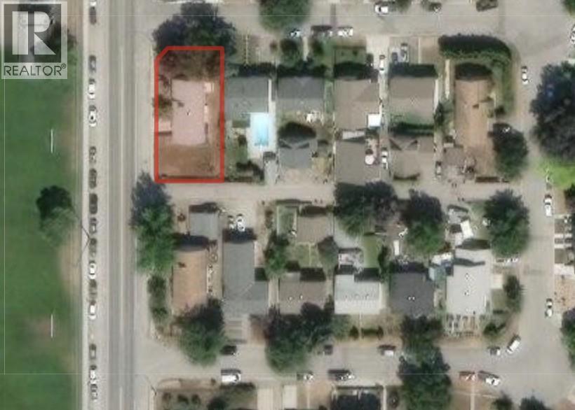 2835 Richter Street, Kelowna, British Columbia    - Photo 2 - 10379343