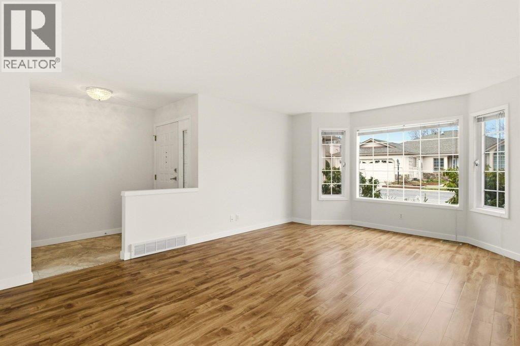 595 Yates Road Unit# 101, Kelowna, British Columbia  V1V 1P8 - Photo 2 - 10379062