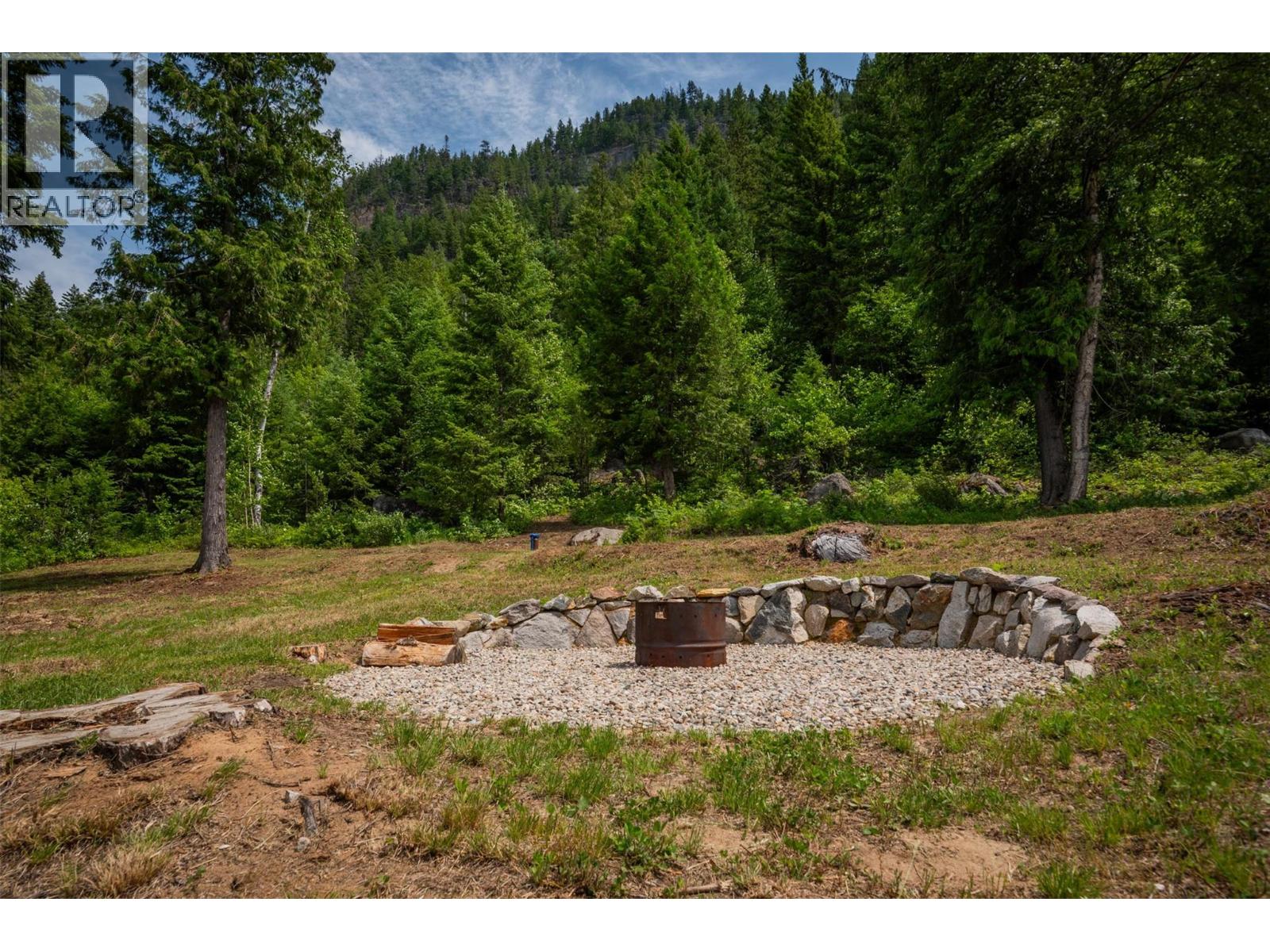 1959 Sandy Road, Pass Creek, British Columbia  V1N 4W2 - Photo 8 - 10377967