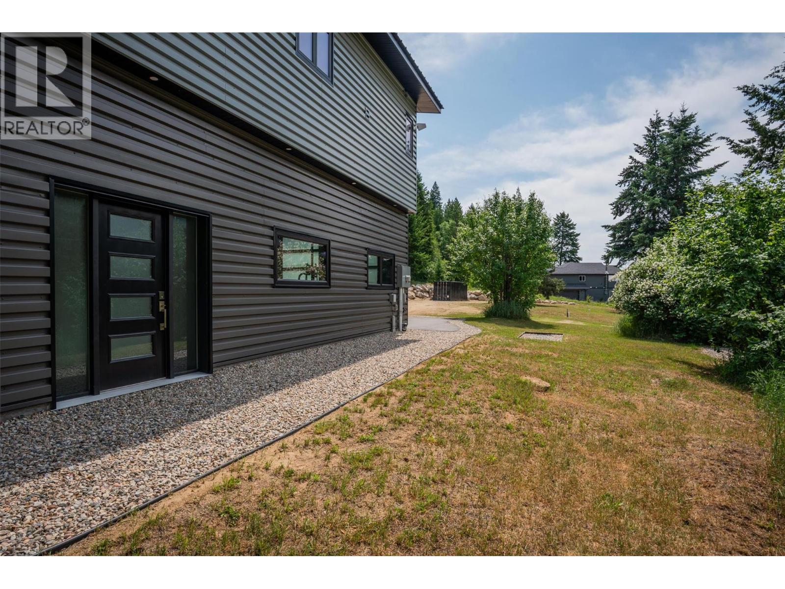 1959 Sandy Road, Pass Creek, British Columbia  V1N 4W2 - Photo 9 - 10377967
