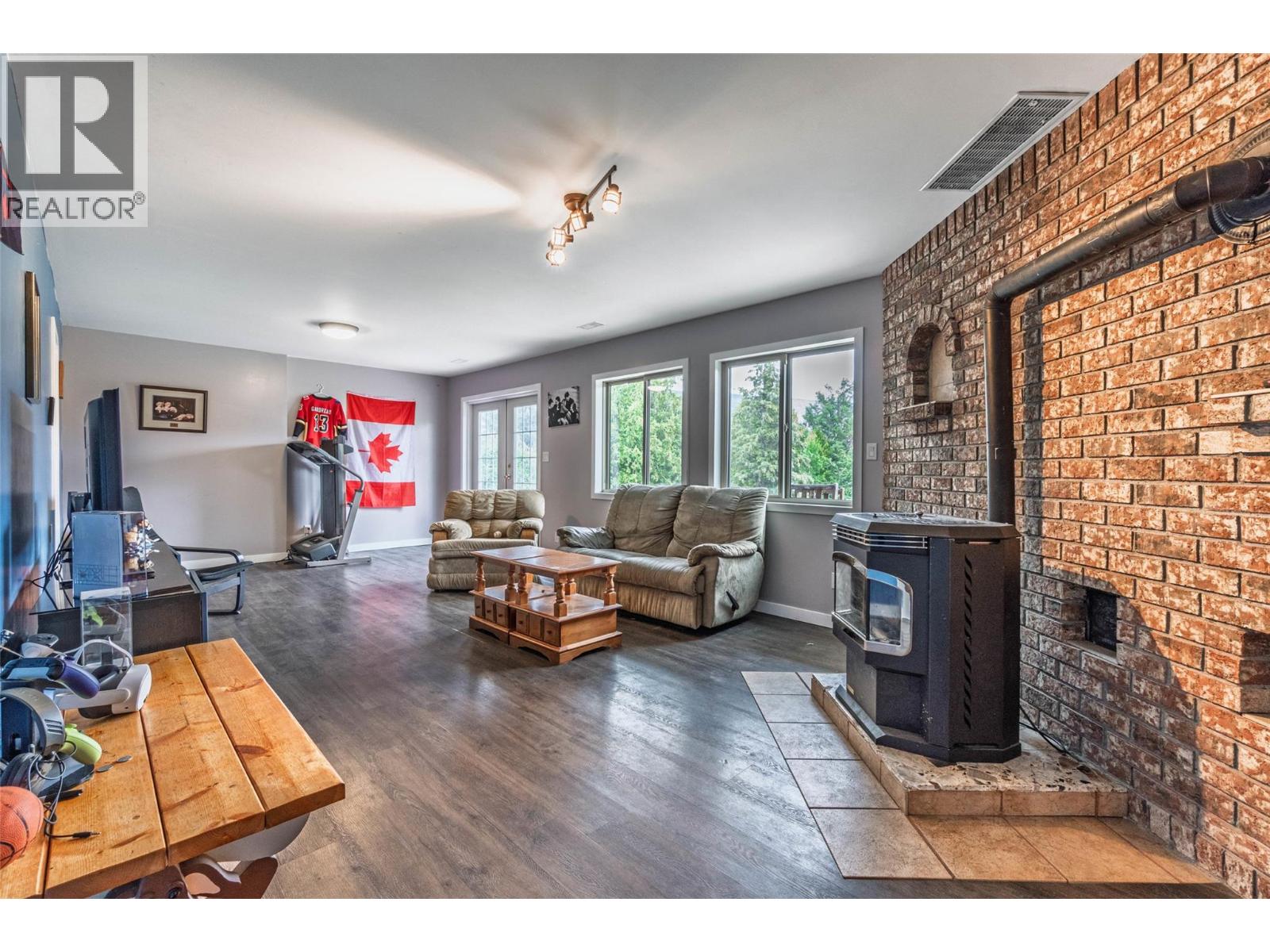 6563 Mountainview Drive, Oliver, British Columbia  V0H 1T4 - Photo 16 - 10379347