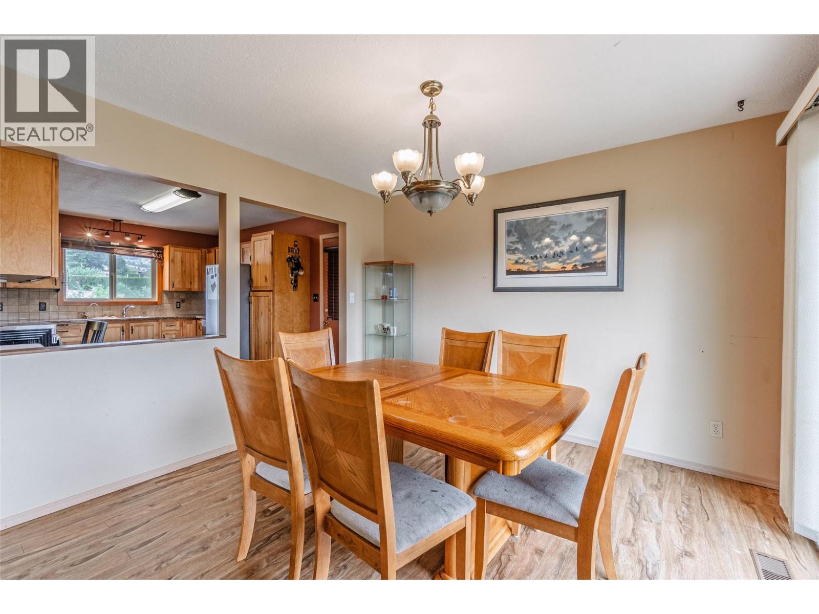 6563 Mountainview Drive, Oliver, British Columbia  V0H 1T4 - Photo 9 - 10379347