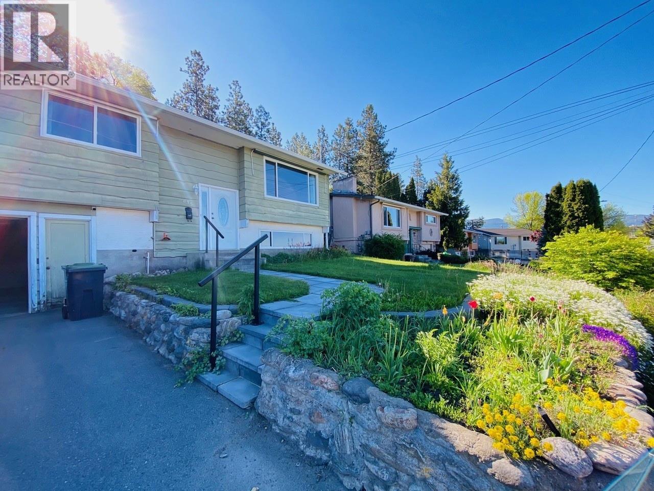 835 Camelia Road, kelowna, British Columbia
