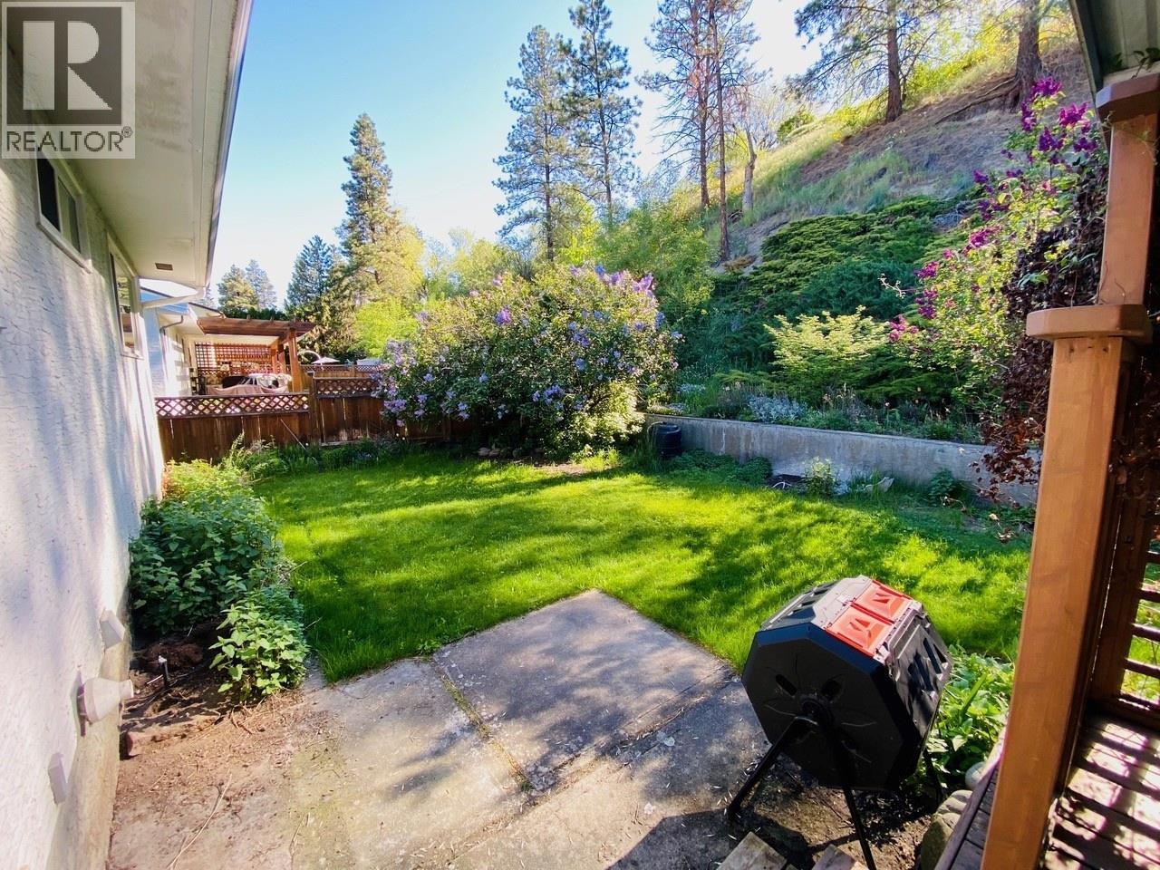 835 Camelia Road, Kelowna, British Columbia  V1X 3M9 - Photo 23 - 10378121