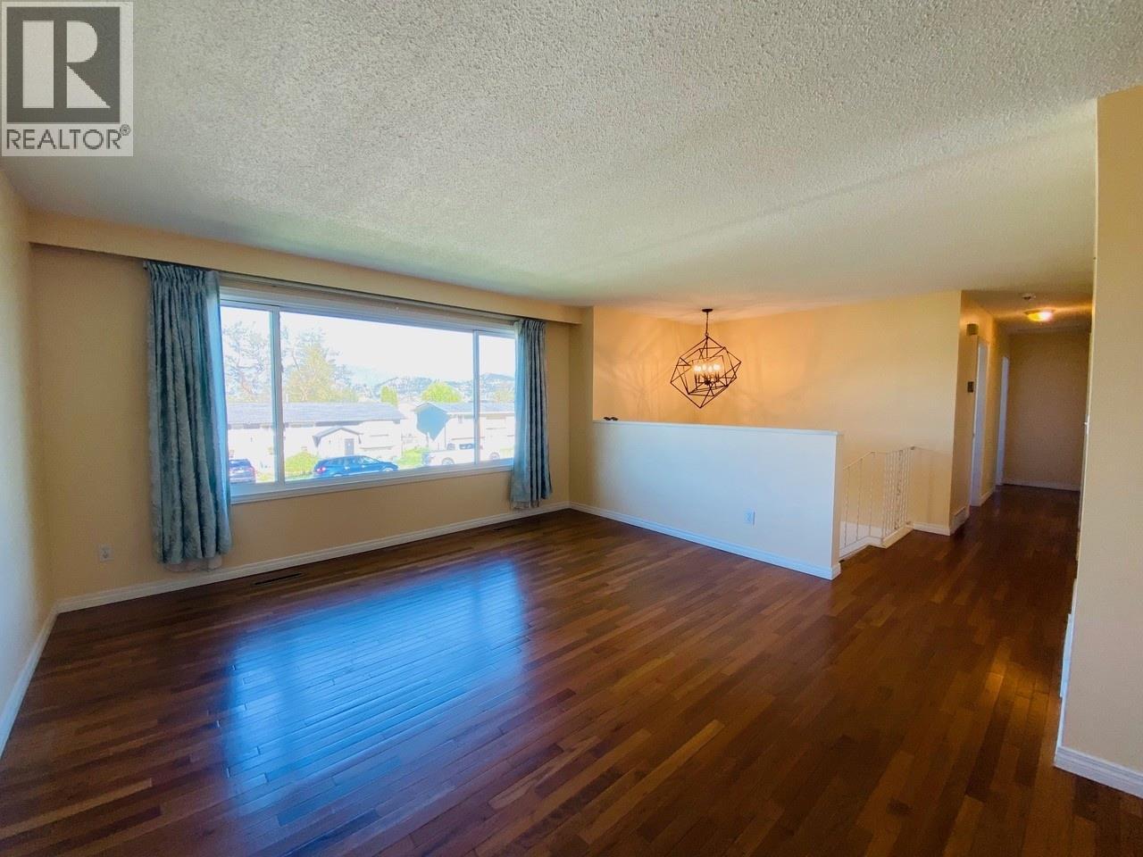 835 Camelia Road, Kelowna, British Columbia  V1X 3M9 - Photo 7 - 10378121