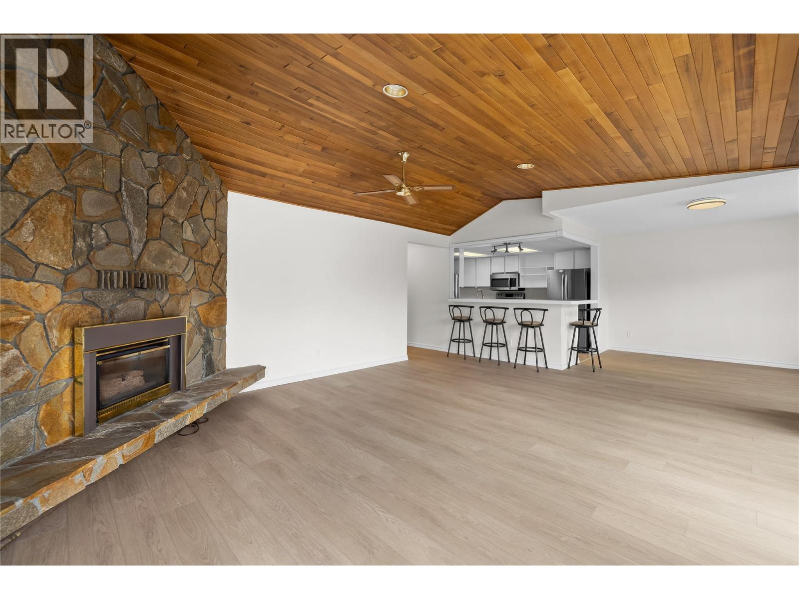 4340b Beach Avenue Unit# 209, Peachland, British Columbia  V0H 1X6 - Photo 27 - 10378993