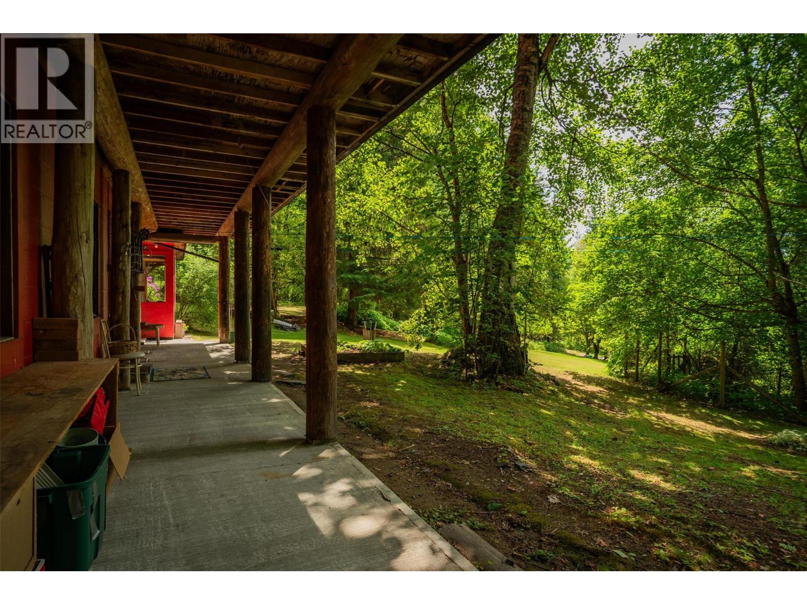 1506 Highway 31a, New Denver, British Columbia  V0G 1S0 - Photo 14 - 10378874