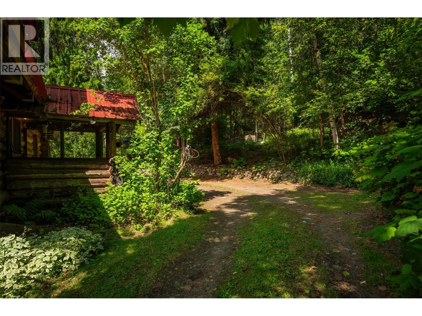 1506 Highway 31a, New Denver, British Columbia  V0G 1S0 - Photo 17 - 10378874