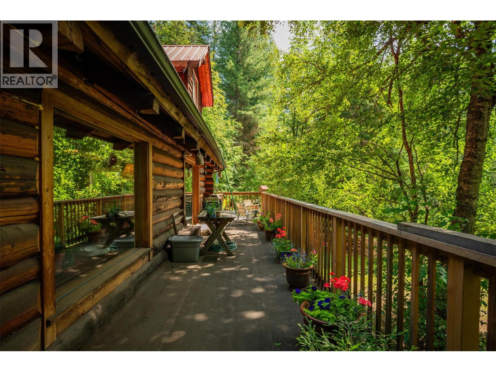 1506 Highway 31a, New Denver, British Columbia  V0G 1S0 - Photo 23 - 10378874