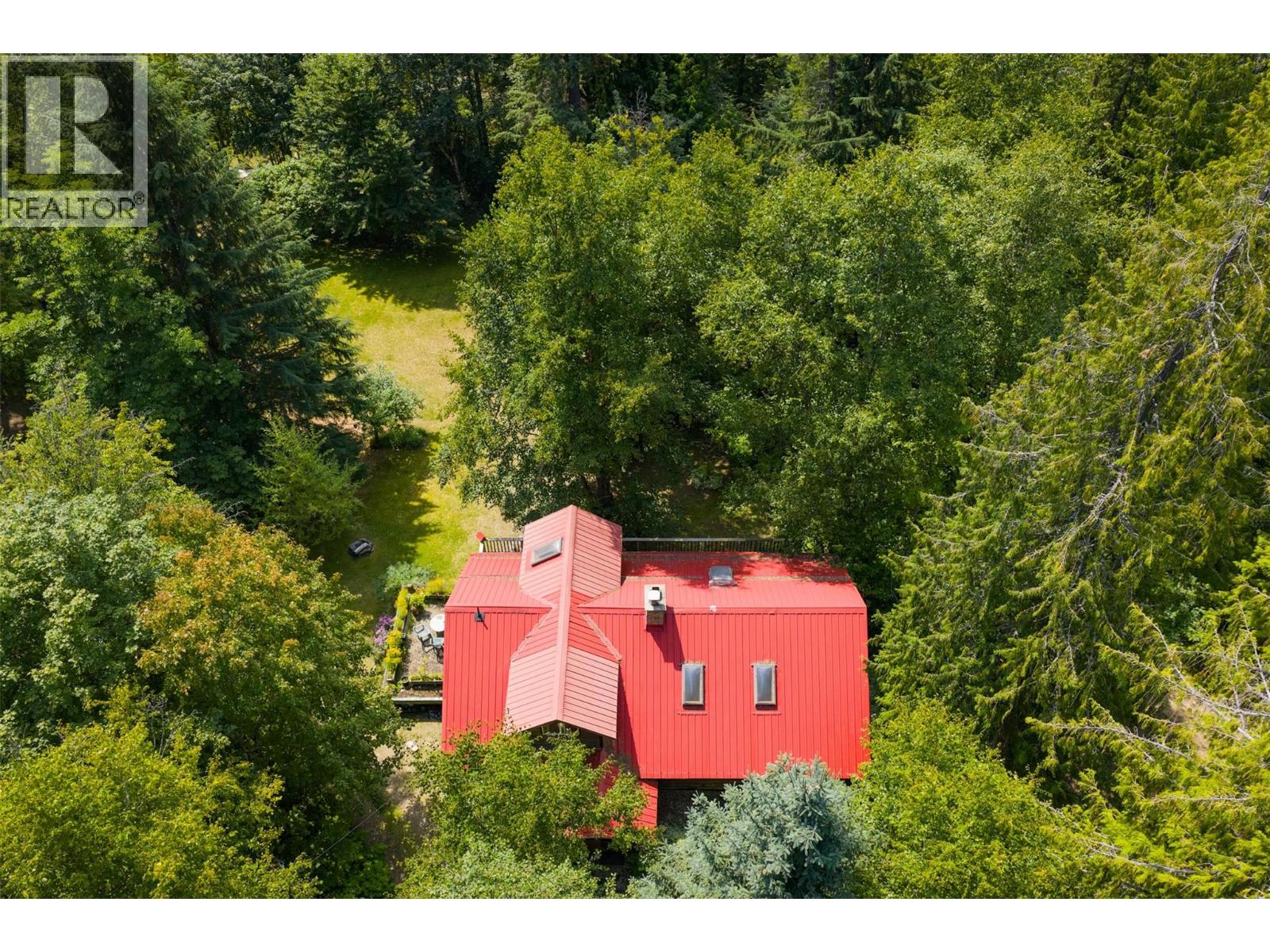 1506 Highway 31a, New Denver, British Columbia  V0G 1S0 - Photo 3 - 10378874