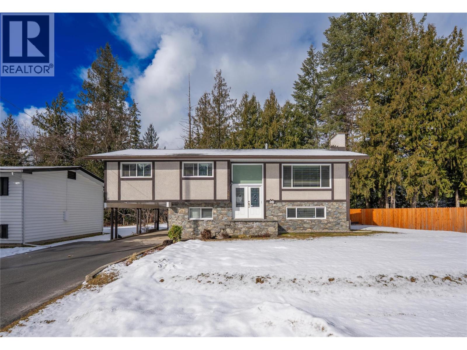 361 Pearkes Drive Lot# 5, revelstoke, British Columbia