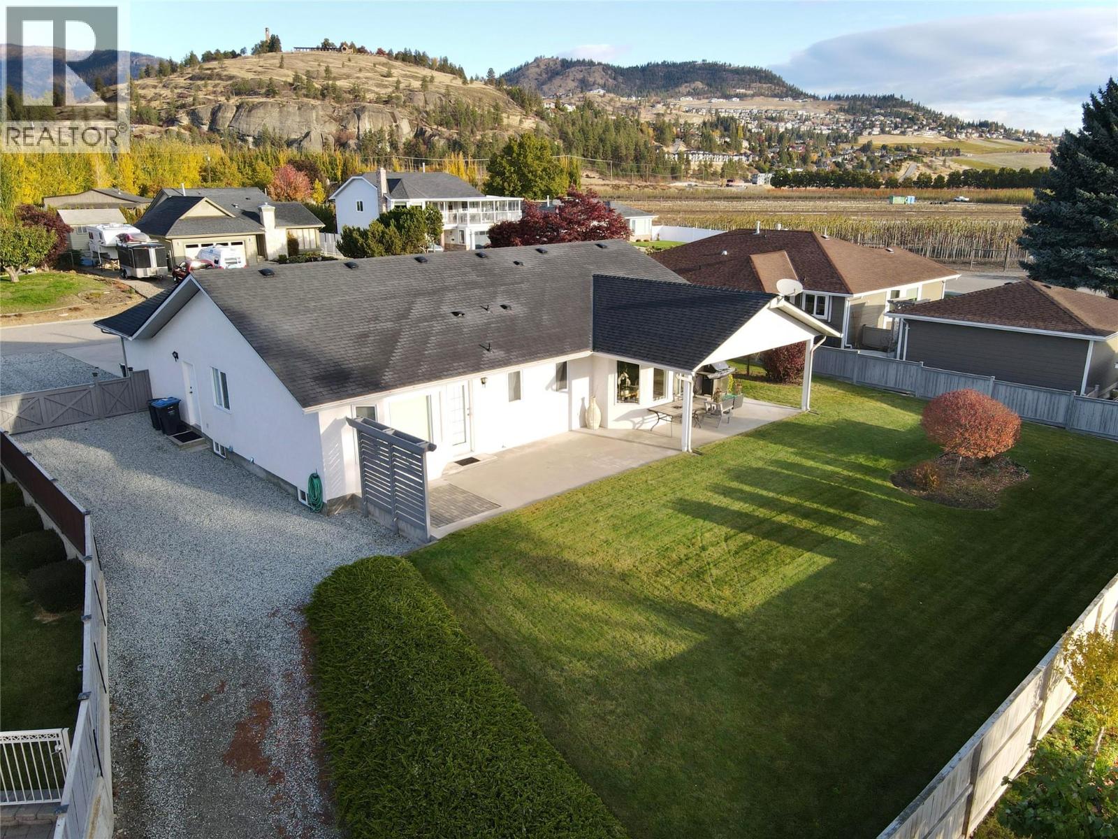 1693 Newport Road, west kelowna, British Columbia