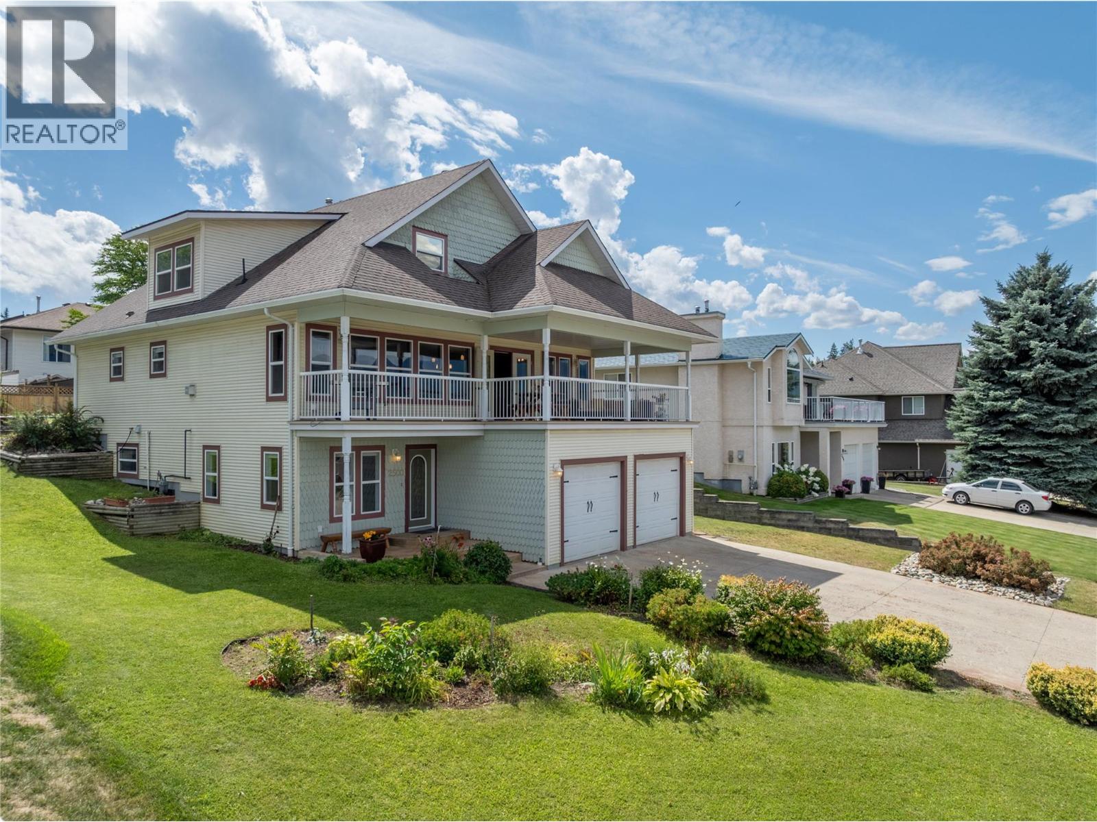 2500 4th Avenue SE, salmon arm, British Columbia