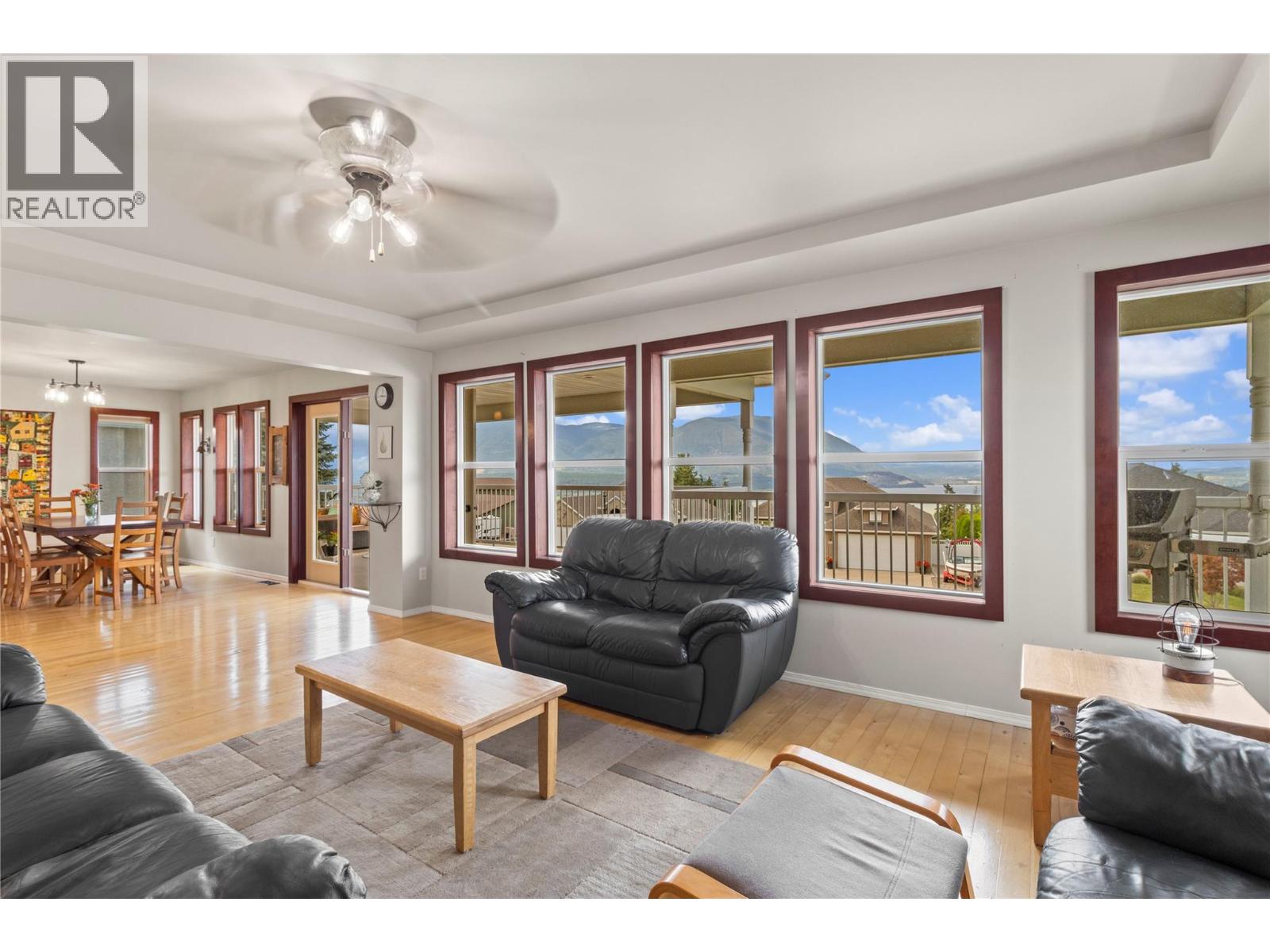 2500 4th Avenue Se, Salmon Arm, British Columbia  V1E 1K7 - Photo 13 - 10378531