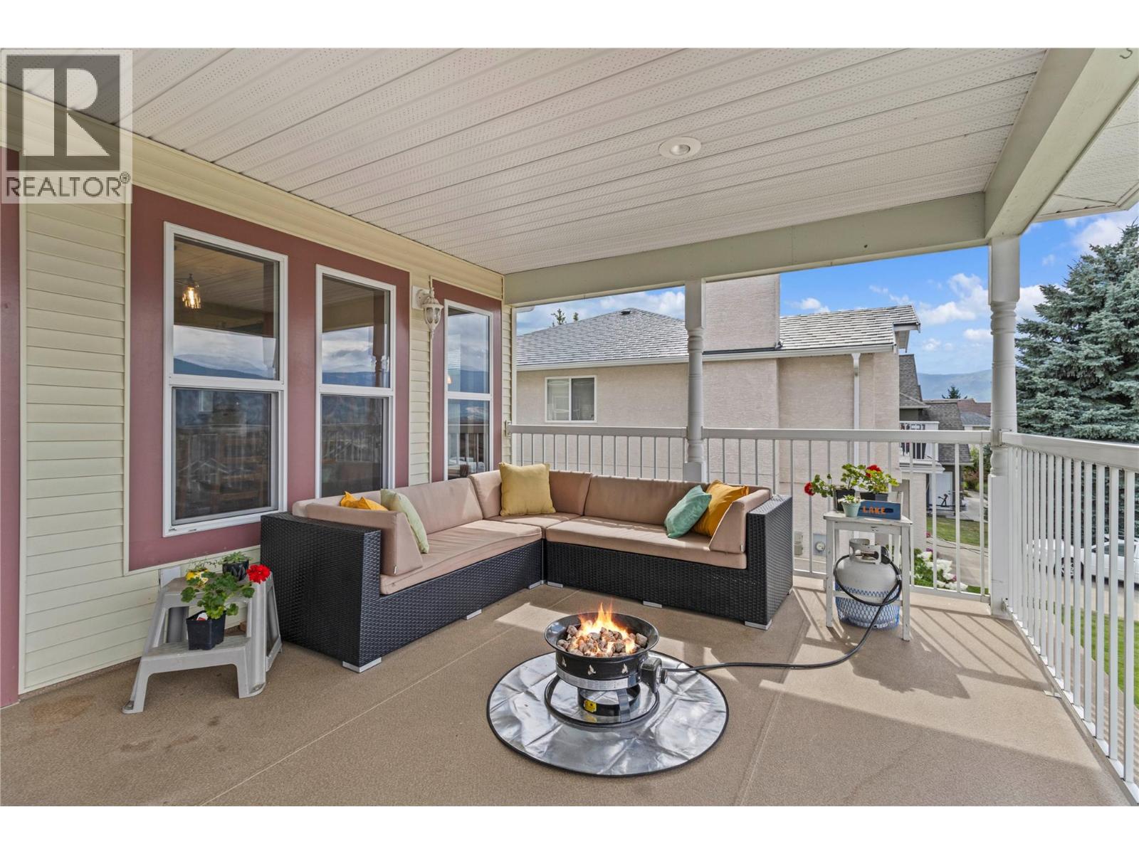 2500 4th Avenue Se, Salmon Arm, British Columbia  V1E 1K7 - Photo 21 - 10378531