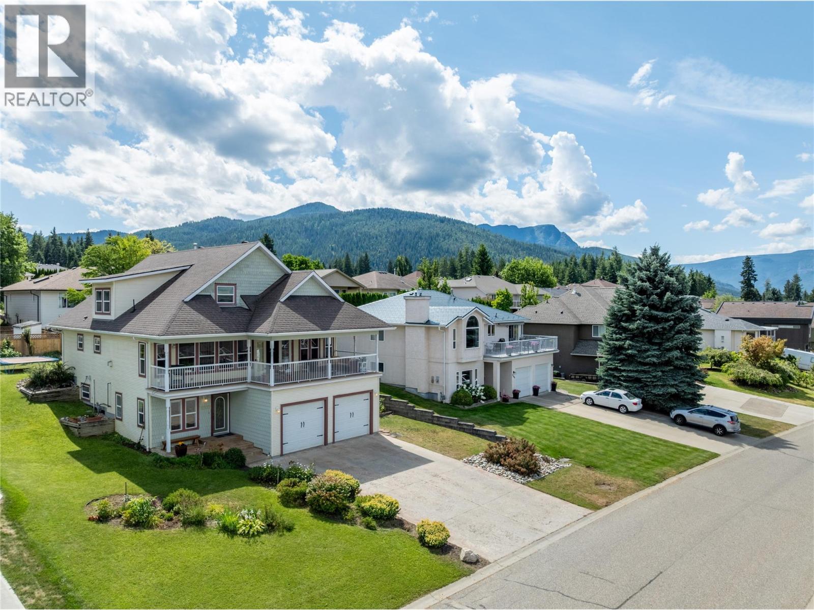 2500 4th Avenue Se, Salmon Arm, British Columbia  V1E 1K7 - Photo 3 - 10378531